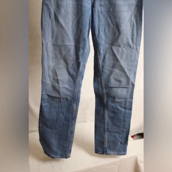 Abercrombie & Fitch Light Blue Straight Leg Jeans - Picture 6 of 11